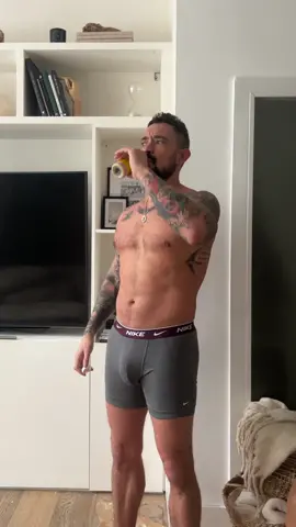 I’ve gone smart for todays GRWM…thoughts? #mensfashion #letsgetdressed #grwm #gettingreadywithme #grwmroutine 