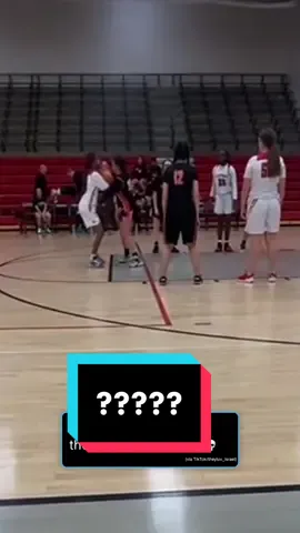 Not even free throws are free😤 #playmaker #basketball 