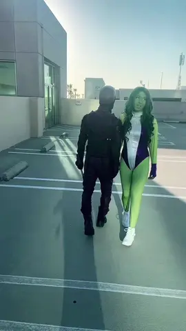 When there’s a new vigilante on your terf #shehulk #daredevil #cosplay #newfriends #notyourbruh #watchit #shehulkcosplay #daredevilcosplay #daredevilxshehulk #mattmurdock #jennwalters 