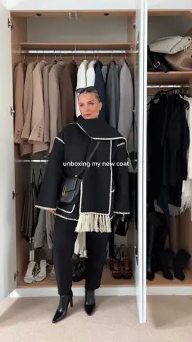 Coat of my dreammms via @MATCHESFASHION #totemescarfjacket #toteme #totemecoat #wintercoat 