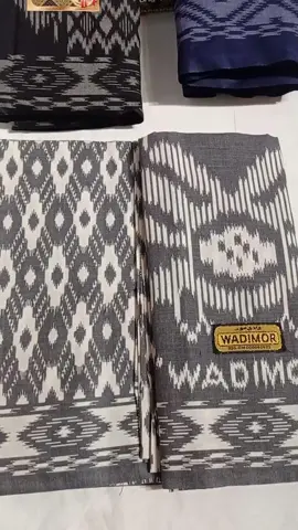 Sarung wadimor bali...  #fyp #sarung #sarungwadimor #sarungwadimorbali #sarungmotifkembang 