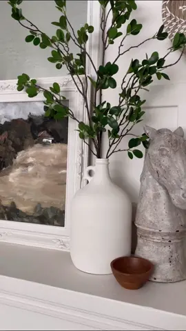 Well…in my head, it’s Spring! 🌿 #refresh #homedecor #cottagecore #interiordesign #springrefresh 