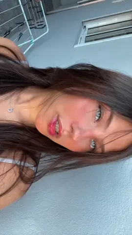 te amo lana del rey por favoe me leva pro seu show :(