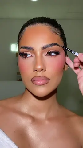 #foryou #foryoupage #makeup #fypシ 