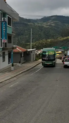 #expres_sucre_internaciional💢💯😎 #buses_ecuador🚍🇪🇨viral #olimpica #apolo #mercedesbenz #bus #75 #🚍bus❤️lover🚍 #sigueme😁 #ytesigoooos❤️si #busologos❤️✨🚌💨 