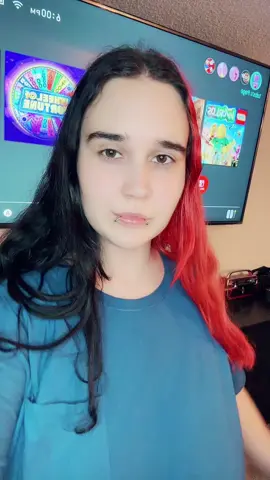 #cuvry #latina #tattoos #thicc 