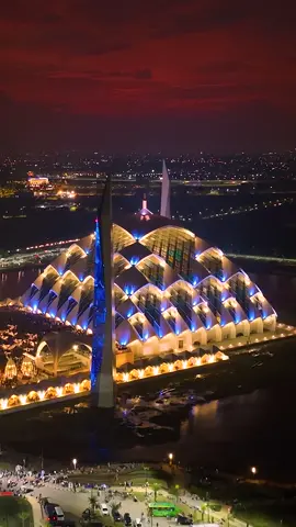 Indahnya Masjid Al-Jabbar di malam hari #fyp #aljabar #aljabbar #masjidaljabbar #bandung 