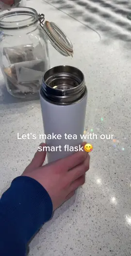 Making tea is so easy with our flask! 🙌Checkout our instagram link in bio📲#smartflask #smile #tiktok #PepsiApplePieChallenge 