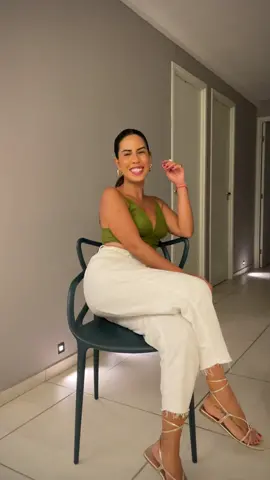 Você está procurando muita sofisticação com um design maravilhoso? Essa é a nossa Cadeira Allegra!! ❤️ #moveis#decoracao#arquitetura#freitasvarejo#fy