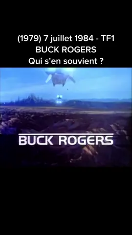 Buck Rogers[1] ou Buck Rogers au xxve siècle (Buck Rogers in the 25th Century) est une série télévisée américaine de science-fiction, composée initialement d'un pilote de 93 minutes, de 3 téléfilms de 90 minutes chacun et de 29 épisodes de 46 minutes, créée par Glen A. Larson et Leslie Stevens d'après le personnage éponyme de Philip Francis Nowlan. En France, le pilote est sorti dans les salles de cinéma le 25 juillet 1979. Il est diffusé à la télévision le 24 octobre 1983 dans l'émission L'Avenir du futur sur TF1. La première saison est diffusée à partir du 7 juillet 1984 sur TF1, jusqu'à l'épisode 15 (Bon anniversaire Buck), puis plusieurs fois rediffusée : à partir du 5 avril 1986 sur Antenne 2, du 13 septembre 1987 sur La Cinq, en 1997 sur 13e rue, toujours de manière incomplète. En 2001, la première saison est rediffusée sur Série Club et sont programmés les 8 épisodes restants inédits (16-24), ainsi que la seconde saison, également inédite, en version originale sous-titrée. @annees_80 @annees_80 @annees_80 #buckrogers #buckrodgers #gilgerard #eringray #timoconnor #70 #70s #annee70 #annees70 #serie70 #series70 #80 #80s #annee80 #annees80 #retro #vintage #nostalgie #fy #fyp #fypシ #foryou #serie #series #serietv #seriestv #serie70 #series70 #series70s #series70s80s90s #serie80 #serie80s #series80 #series80s #generique #generiquetv #generiquestv #generiques #retourdanslesannees80 #fandesannées80 #fandesannees80 #jaimelesannées80 #jaimelesannees80
