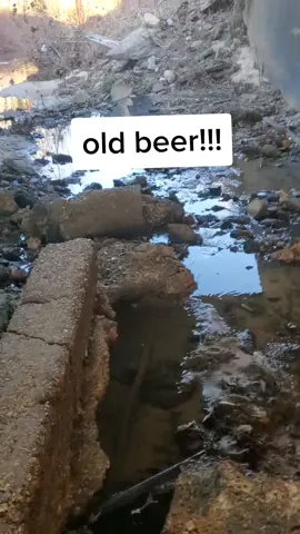 old beer #creek #bottle #antique #foryou #fyp #History #vintage 