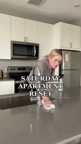 this is your sign to clean your space✨🧼🫧🤍 happy Saturday 🫶🏻 #fyp #apartmentreset #cleanwithme #asmr #cleangirlaesthetic 
