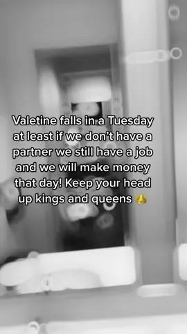 Yuppppp money first period! El dinero no te deja 👀#lovesucks  