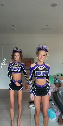 #fakebody #18 #tiktokitsauniform 