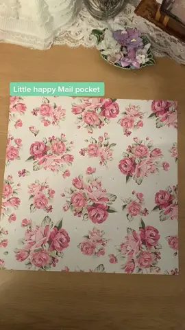 Little happy Mail pocket. Basic pocket idea from YouTube #papercraft 