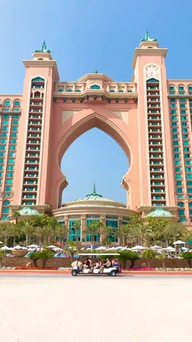 Tag someone youd love to vacation here with! 😍 #atlantis #atlantisthepalm #dubai #uae #fyp #vacaiket #travel #holiday 