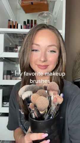 makeup brushes that I’m loving at the moment 🫶🏼 #makeup #makeupbrushes #mua #makeupartist 