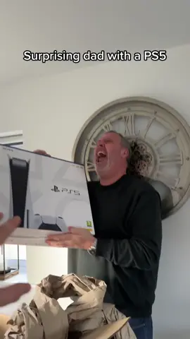 His face says it all😂😂 Surprising dad with a PS5 #thefamileigh #wholesome #funny #dad 
