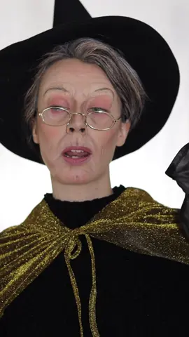 Prove me you are an Harry Potter fan by telling me the 8 characters/creatures featured on this video 😏⚡️ #harrypotter #harrypottertiktok #harrypottertok #harrypottercosplay #harrypottermakeup #harrypotterchallenge #minervamcgonagall #hermionegranger #hermionegrangercosplay #sortinghat #sortinghatchallenge #dobby #dobbythehouseelf #dobbymakeup #severussnape #fyp #pov #foryou ib: @Angelic @Charlotte Roberts @Crystalbruises  @Nuria.adraos.makeup @Elis Valeriano 