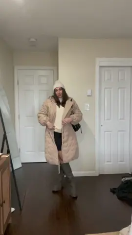 Winter outfit idea #OOTD #winterfashion 