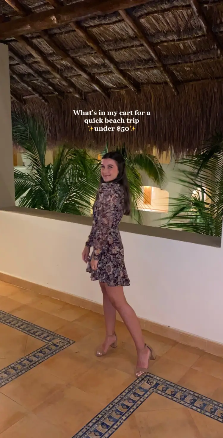 Bye bye winter we’re all done! Inspired by @hunterkailey 🌺🌞 #beachoutfitinspo #vacationoutfitidea #vacationpacking #beachootd #summerclothinghaul 
