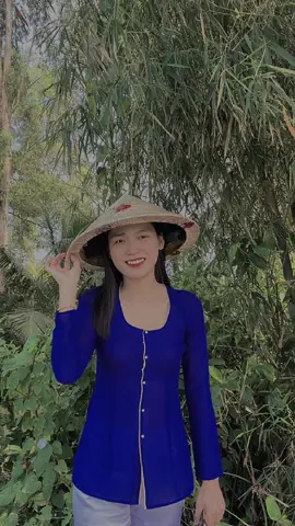 #BuoccungnhaumuonTet 