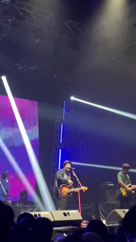 Pedih - hanya diri sendiri #konser #festival #live #lastchild #pedih #pekanbaru #virgoun #skacoex #ylofestival 