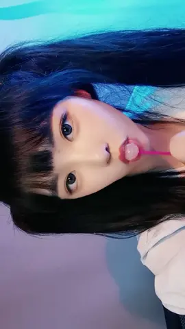 Don’t like other girls who like candy☹️#girlfriend #kisskiss #cuteguy #candy #sweet 