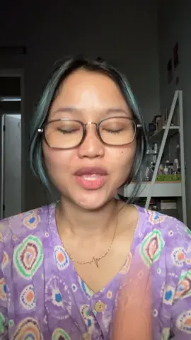 Kerjaan nongkrong ama mio ceper segala bandingin gua ama nikita willy bang bang...