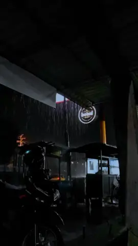 🙃 #mentahanvideo #nt #foryoupage  #fyp #sadsong #dibawahujan #malam 