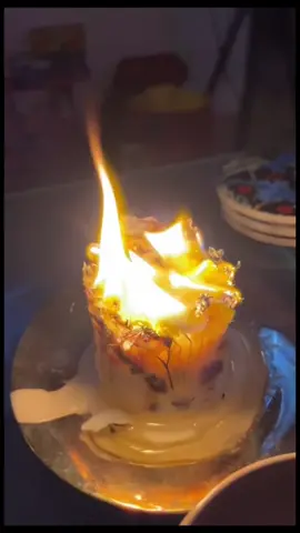 #stitch with @runawaytravels Safety first #candlescience#candlemaking#ohnonononoo#diycandles#diyhomedecor#candletok#greenscreen 