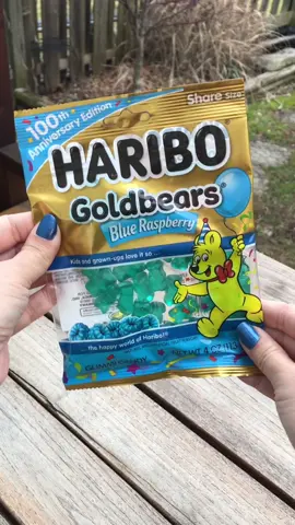 Haribo Blue Raspberry Goldbears 💙 These are so good! #haribo #gummybears #gummy #gummies #gummycandy #candy #asmr #asmrsounds #oddlysatisfying #satisfying #satisfyingvideo #candyshop #tastetest #foodreview #candytok 