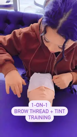 Want to 𝙇𝙚𝙫𝙚𝙡 𝙐𝙋 your 𝑩𝑹𝑶𝑾 𝑮𝑨𝑴𝑬💜 I offer 1-on-1 trainings to level up your skills and techniques. Link in bi0. DM if you have any questions ☺️ #browtinting #browthreading #browboss #chicago #tiktok #foryoupage #browartist #fypシ 