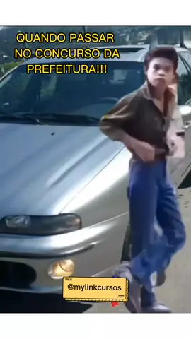 Marca seu amigo que mal passou no concurso e já está assim! 😂😂😂 #memesdeconcurseiro #concursopublico #sorrirfazbem 