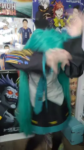 Whatever the stupid fortnight dances are#Vocaloid #mikuhatsune #mikucosplay #cosplayer 