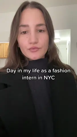 Working for free is fun #nyc #nycintern #fashiontiktok #fashionintern #fashioninternship #unpaidintern #nycfashion #Vlog #dailyvlog #dayinmylife #outfit #nyclife #followme #coolgirl #maincharacter #nycoutfits 