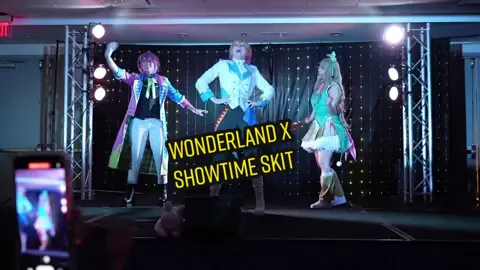 Wonderland x Showtime is performing, but Tsukasa is being too loud for Nene. Luckily Rui has a solution! #wonderlandsxshowtime #wonderlandsxshowtimecosplay #tsukasatenmacosplay #nenekusanagicosplay #ruikamishirocosplay #projectsekai #projectsekaicosplay #emuootori #tsukasatenma #ruikamishiro #tsukasatenma 
