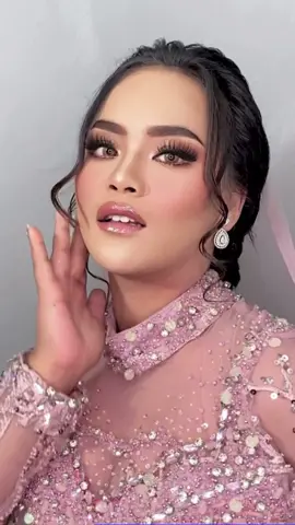 Cantik aku lantam mulut kalian 🖕 makeup by @AMEL GALLERY KEBAYA & BRIDAL #anakmedan #viral #fyp #desypurba 