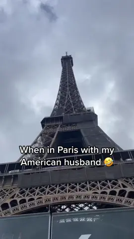 Pretty average, needs a paint job 🤣. Let’s just call it overrated 🤭 #fy #fyp #foryou #foryoupage #marriedlife #marriedlifehumor #coupleshumor #dunglish #husbandwife #american #dutch #wheninparis #parijs 