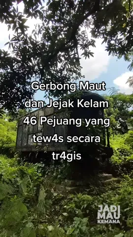 Peristiwa gerbong maut merupakan suatu peristiwa kemanusiaan yang terjadi di Bondowoso pada saat pemindahan tahanan dari penjara Bondowoso menuju penjara Surabaya dengan menggunakan sarana kereta api / gerbong kereta barang yang atapnya terbuat dari plat besi dan tidak berventilasi, sehingga memakan banyak korban jiwa. Mereka yang ada di dalam gerbong tersebut adalah para pejuang Republik Indonesia yang ditangkap oleh Belanda. Yuk ! simak video ini hingga selesai. . .  . #gerbongmautbondowoso #gerbongmautsurabaya #gerbongmaut #monumentgerbongmaut #museumgerbongmaut #railfanstiktok  #gedungjuang45 #railfans #railfansindonesia  #penjarakalisosok #sejarahsurabaya  #surabayatiktok #railfansoftiktok  #surabayaheritage #bangunantuasurabaya #surabayaviral #exploresurabaya #surabayautara #videosejarah #videohoror #horrorstory #ceritahorror #ceritahoror #wisatasurabaya #surabayahits #fypシ#fypシ゚viral #fyp #fypdong #foryou #foryourpage #indonesiaheritage #gedungaperdi #kisahmistis #fypdongggggggg #gerbongmaut❤️🚂 