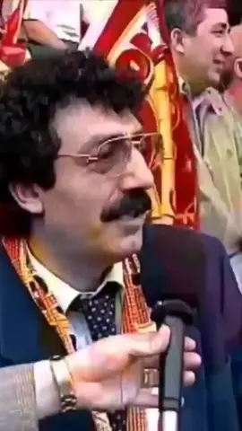 müslüm gürses: Cimbom Galatasaray şampiyon Cimbom... bu maçı alacaz başka yolu yok 😁💛❤️  @Galatasaray 💛❤️