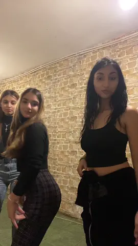 #fyp @anymarii_3 @Alexiasnicolas