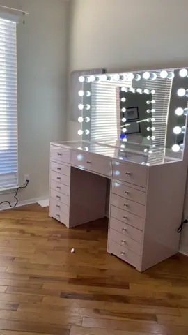 Pearls variety   In Stock Houston tx. Shipping Usa Pink Makeup Vanity Large Bluetooth Mirror #vanity #mirror #women #makeup #maquillaje #mujer #girls #foryou #moda #belleza #beauty #espejos #fashion #houstontx #decor #decoracion #latinas #hispanasusa #present# gift #regalo sorpresa 