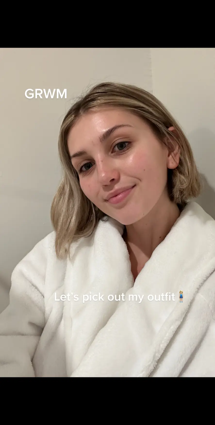 Get ready with me (pick out my outfit edition) 🤩 #grwm #getreadywithme #vintagelevis #vintagelevis501 #freepeople #skims #birkenstockboston #bananarepublic #setactive #uggultramini #djerfavenue 