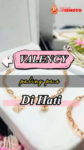 GELANG dengan desain super fashionable dan kekinian banget cocok untuk digunakan sehari - hari, Yuk buruan order ! Jangan sampai kehabisan 🤩  👉🏻 Dapatkan langsung di outlets J5Ismoyo terdekat, atau kunjungi marketplace kami   💍 