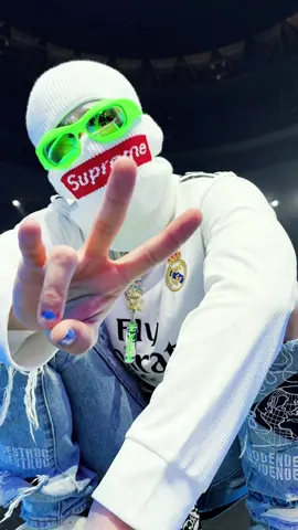 I just wanna rock 👽🆒 dc: CHOIHYUNSUK🤘 #트레저 #TREASURE #최현석 #CHOIHYUNSUK #JUSTWANNAROCK 