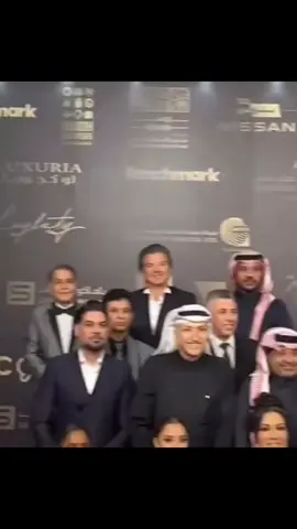 اللي كان يضحك بالفضل ويورطنا مع المدرس 😁 #راشد_الماجد 