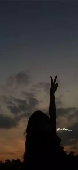 Andai telat ku sadari, ku kan lebih sakit hati :) #fyp #fypシ #foryou #tatajaneta #penipuhati #liriklagu #liriklaguindonesia 