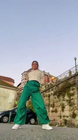 Alguém adivinha onde estou? 😍 #dancechallenge #dancers #dance #dancetutorial 