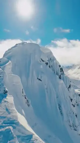 Skiing ⛷ #courageous #skiing #scenery #mountain 